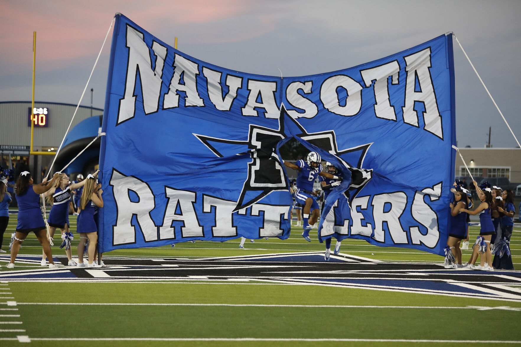 Navasota vs Yoakum